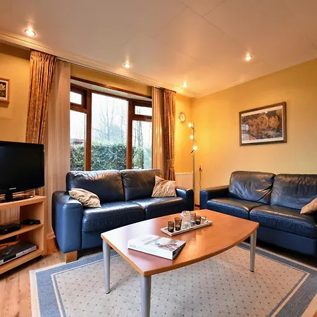 Chalet In With Fenced Garden, Cleaning Included